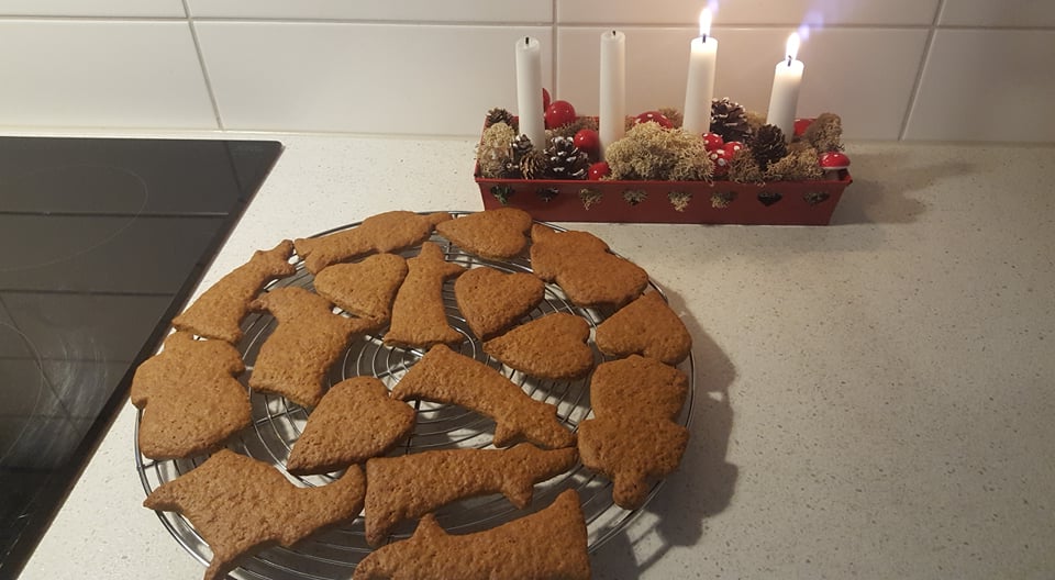 クリスマスにジンジャークッキーを作ろう♪